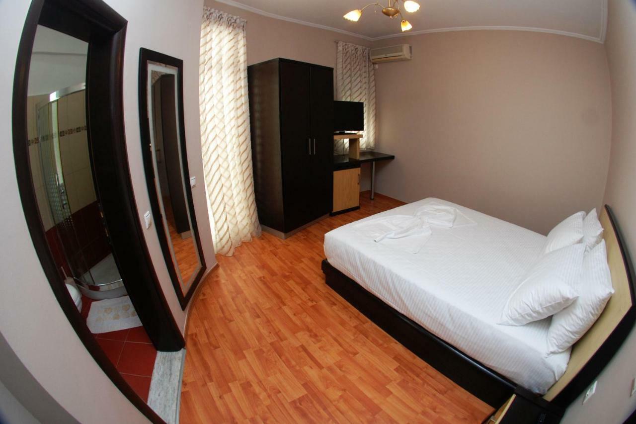 Hotel Ramo Saranda Exterior foto